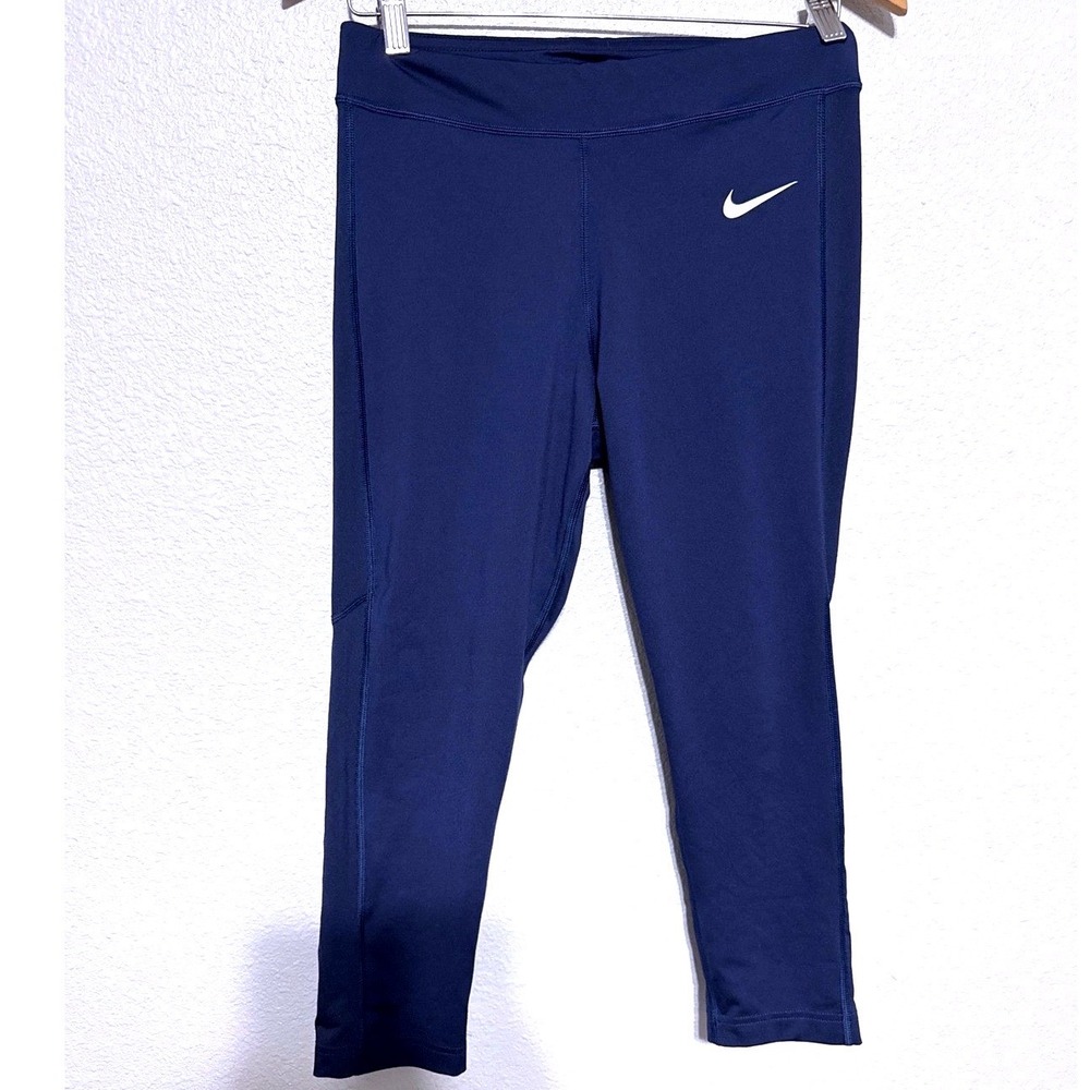 Nike Womens Navy Blue Capri Leggings Medium Cropped Athletic Running‎ Gym